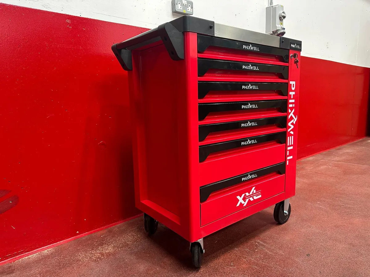 7 Drawer Tool Cabinet c/w Tools **Online Auction** - Image 4