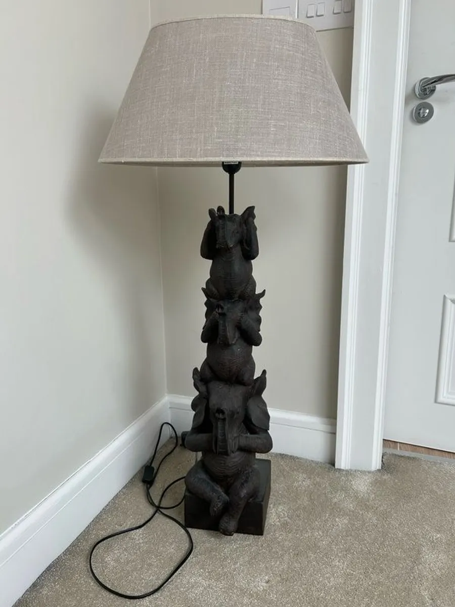 Amazing elephant lamp - Image 1