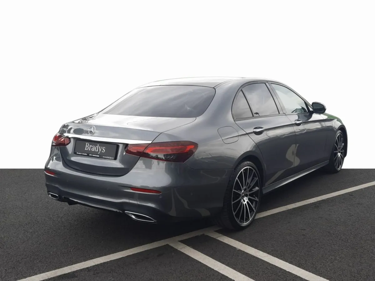 Mercedes-Benz E-Class E220d AMG Premium Plus--nig - Image 4