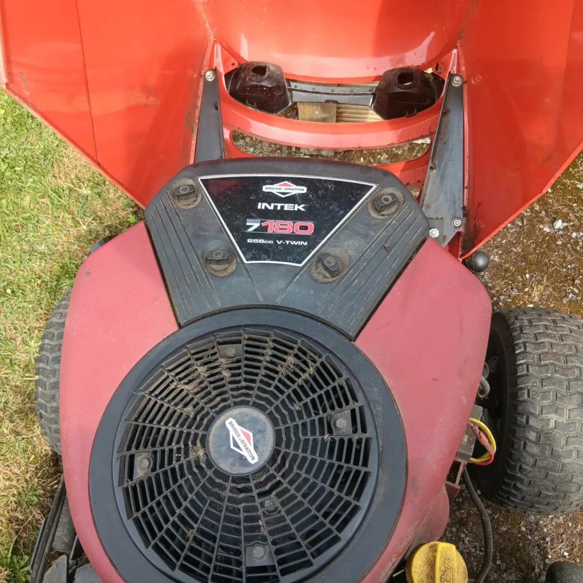 Replacement Twin cylinder Briggs engines - Image 1