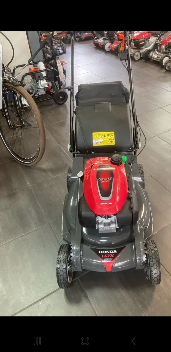 Honda hrx537 lawnmower - Image 1