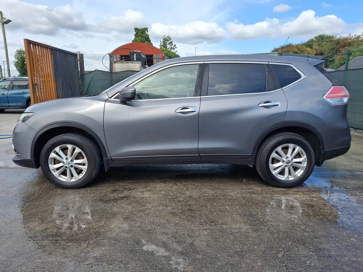 2017 Nissan Xtrail 7 Seater  drive home - Image 2