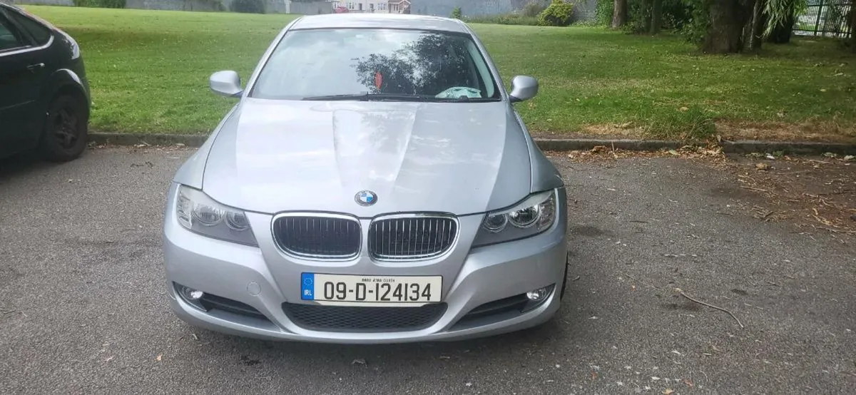 Car for sale - Image 2
