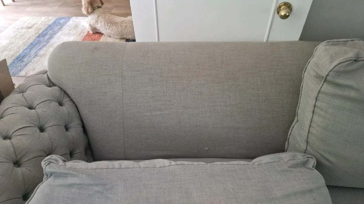 Couch - Image 4