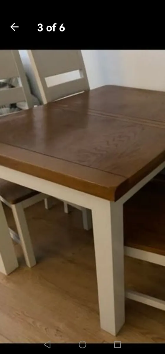 Beautiful solid wood expandable table and 4 chairs - Image 2