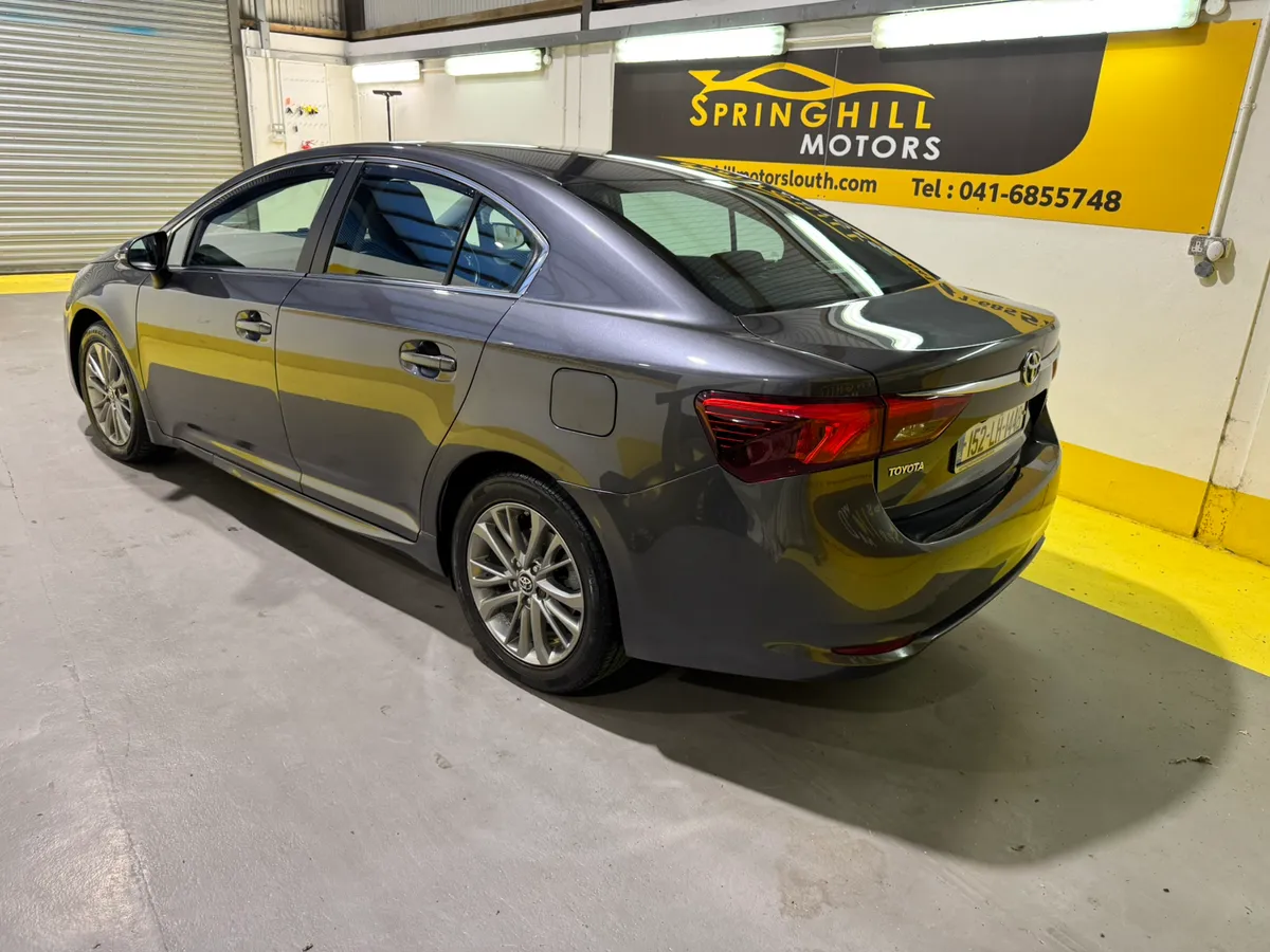 2015 Toyota Avensis 1.6 D-4DBusiness Edition Nav - Image 4