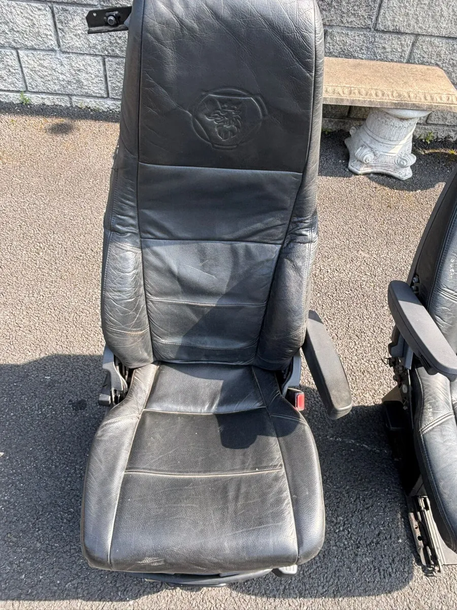 For Sale - Set of Scania V8  Front Seats - Image 2