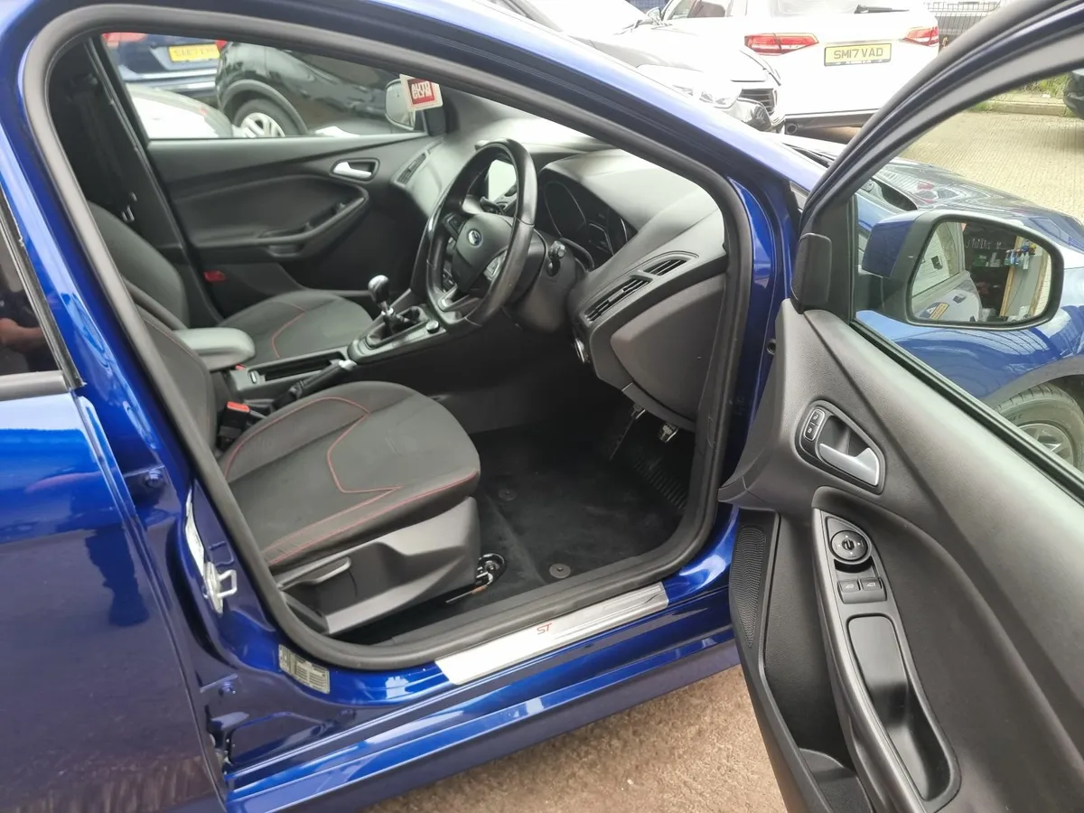 2017 FORD FOCUS 1.5 TDCI ST-LINE VRT INCLUDED - Image 4