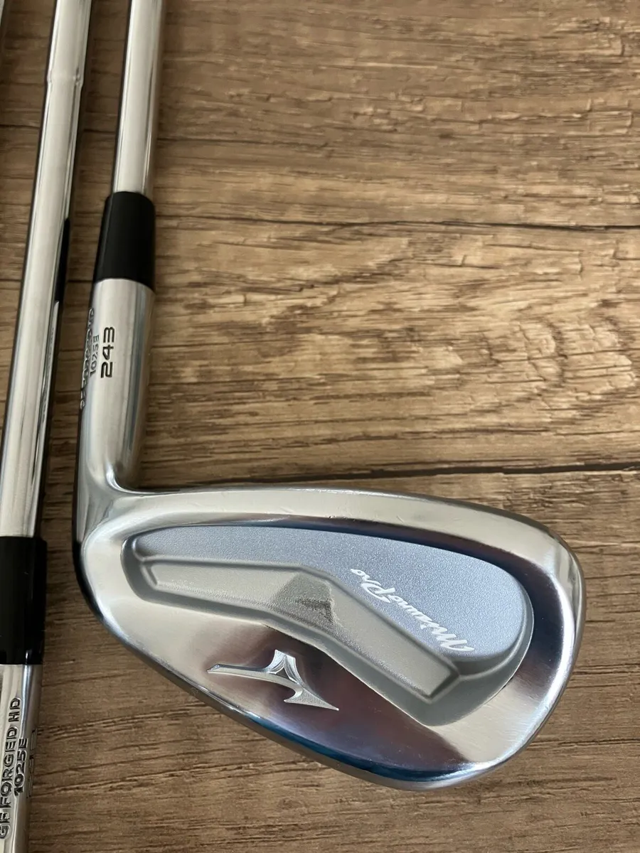 Mizuno Pro 243 iron set 4-Pw - Image 2