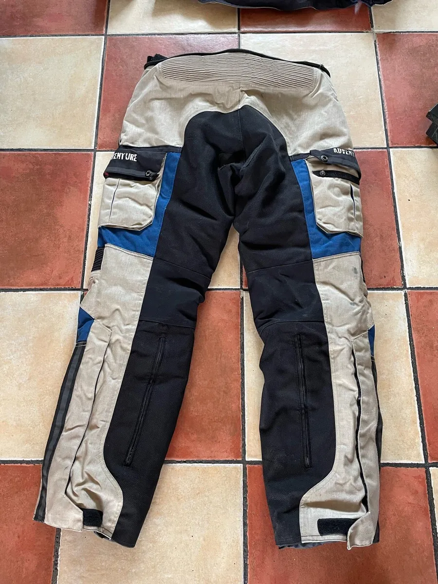 RST adventure jacket and trousers - Image 4