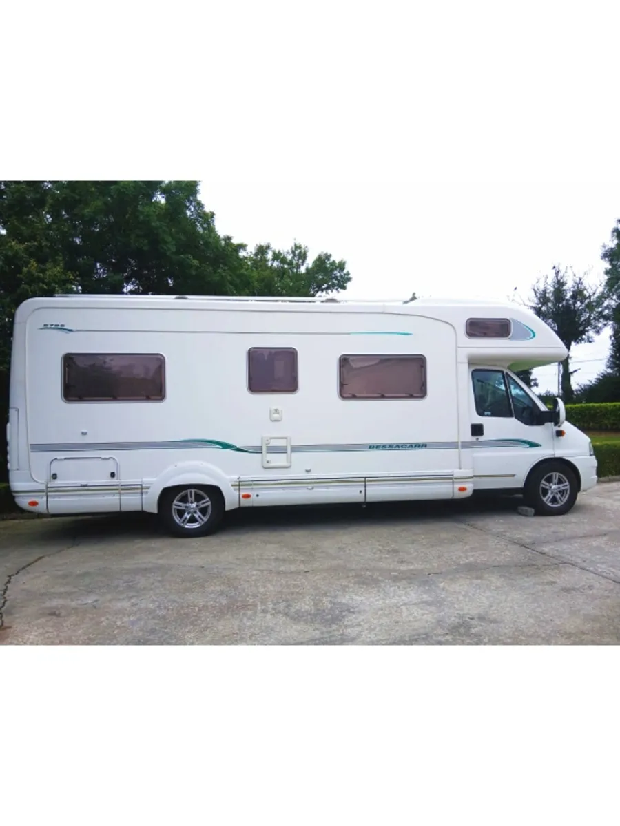 2004 Bessacarr E795 - Image 1