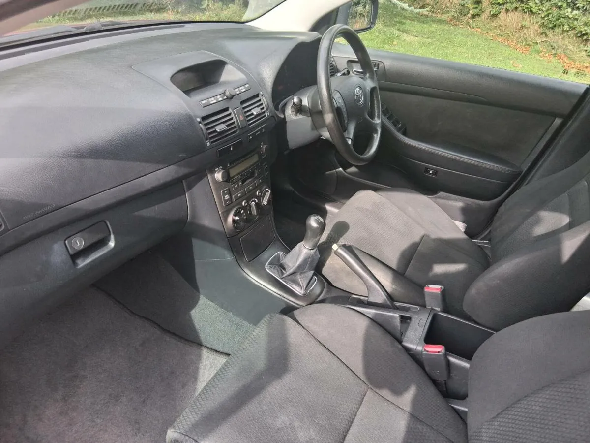 06 Avensis 1.6 VVTi 276 km 2 owners NCT 08/26 - Image 4