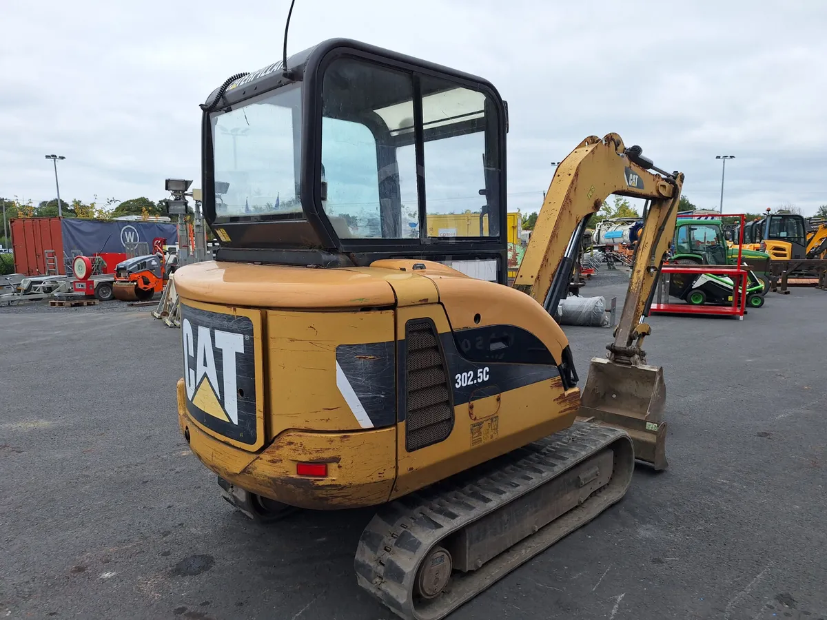 2007 Caterpillar 302.5C Excavator For Auction - Image 3