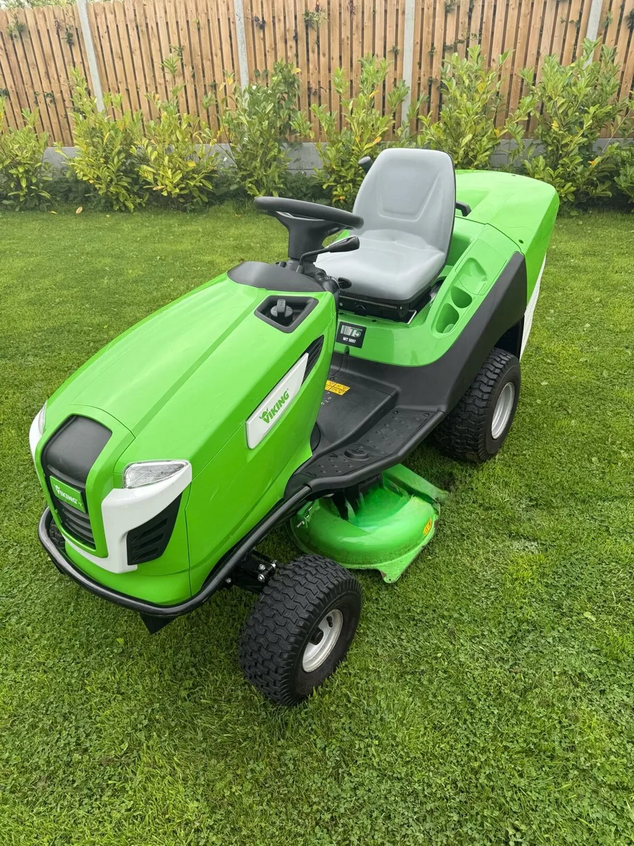 1 Owner Viking Mower mint condition - Image 2