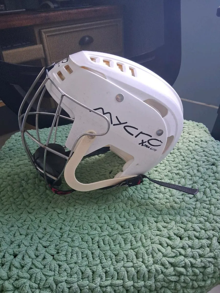 Mycro X lite hurling helmet - Image 2