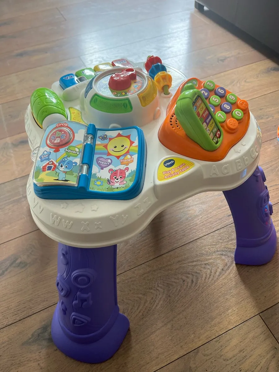 Vtech Play & Learn Activity table