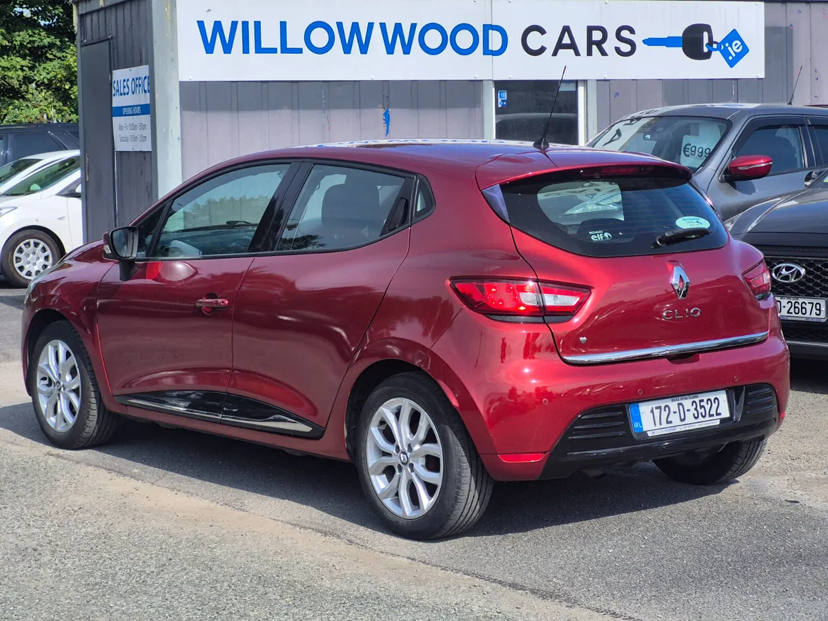Renault Clio 1 2 dynamique nav 2017 low kms - Image 4