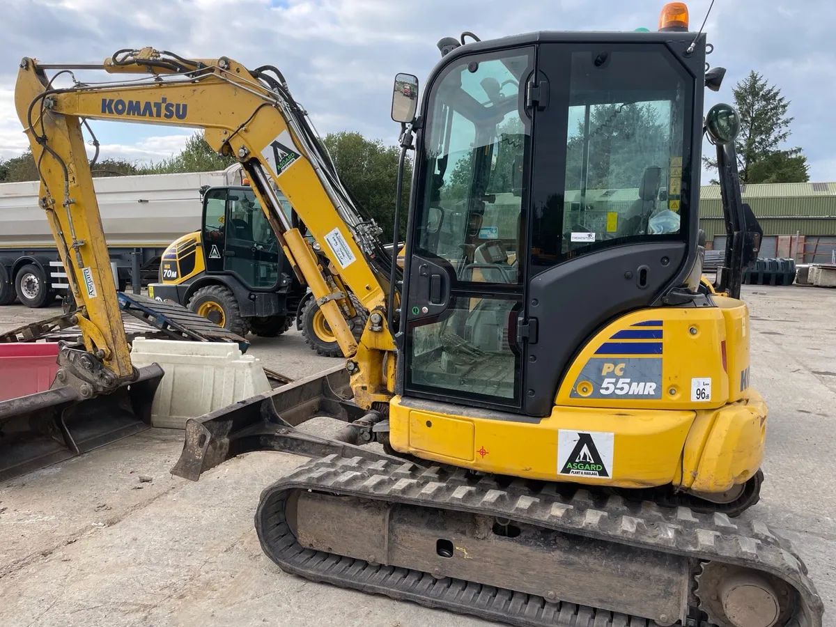 2021 komatsu pc 55  midi excavator - Image 1
