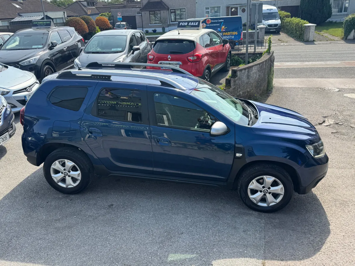 Dacia Duster Lovely high driving position - Image 3