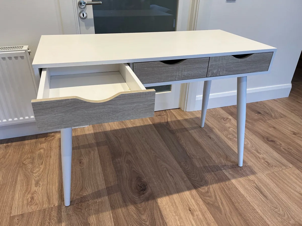 Sideboard - Image 3