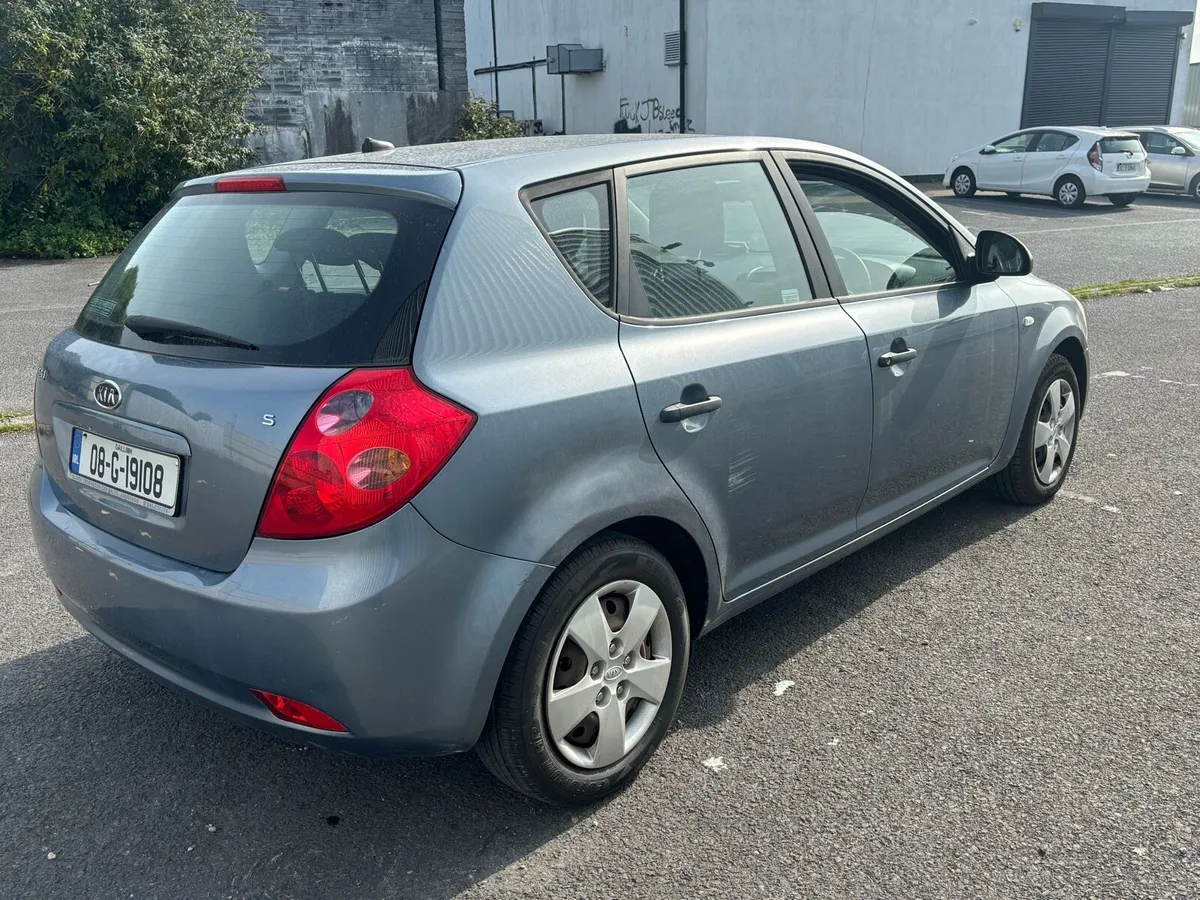 08 Kia Ceed - Image 2