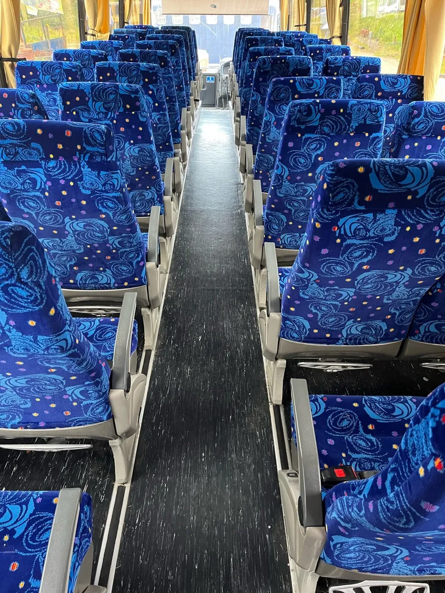 Coach seats. - Image 2