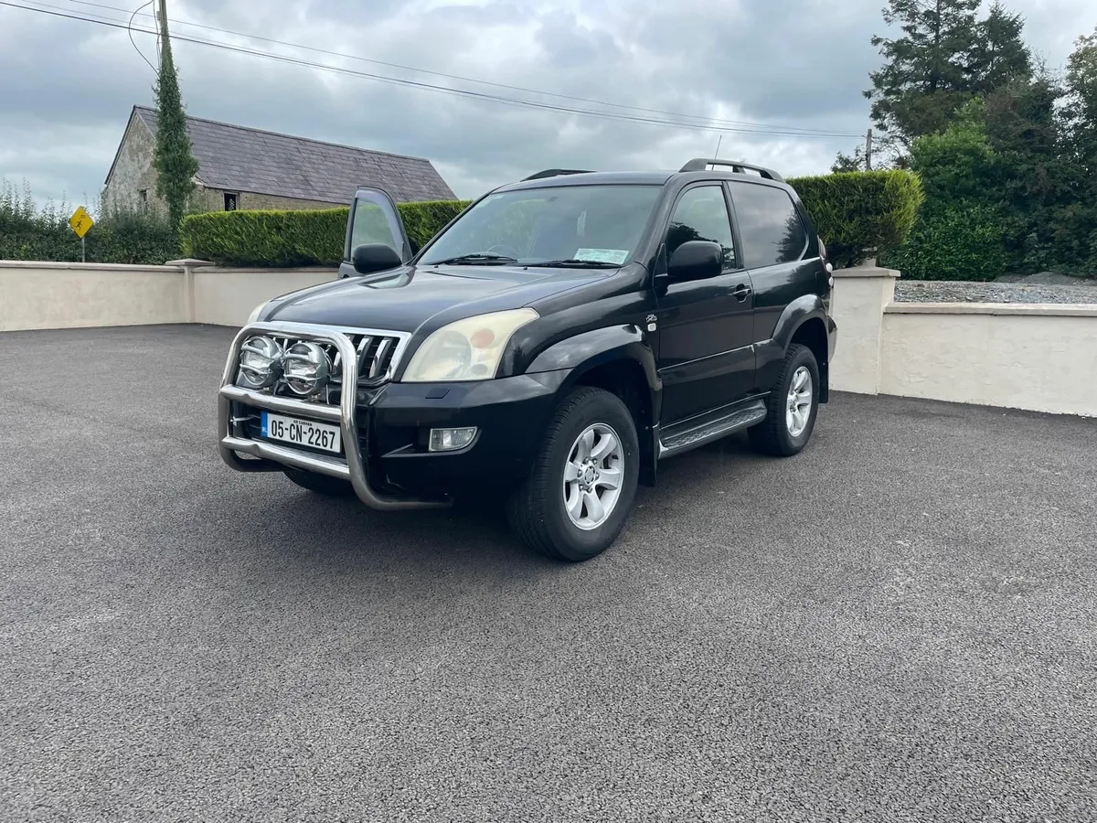 Toyota Land Cruiser 2005 - Image 1