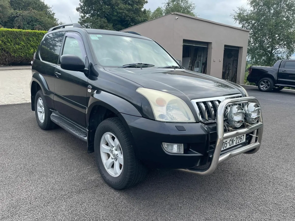 Toyota Land Cruiser 2005 - Image 2