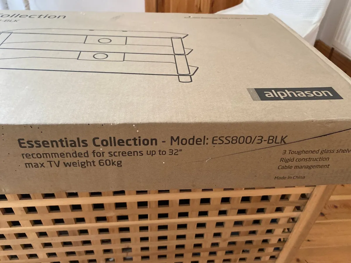 TV stand - Image 3