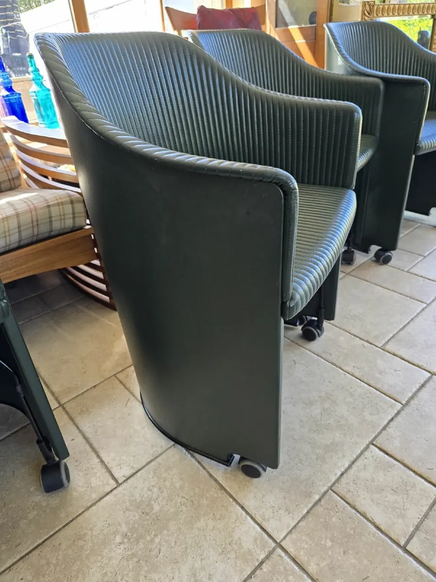 4 rare Italian artona chairs, model 8552 - Image 3