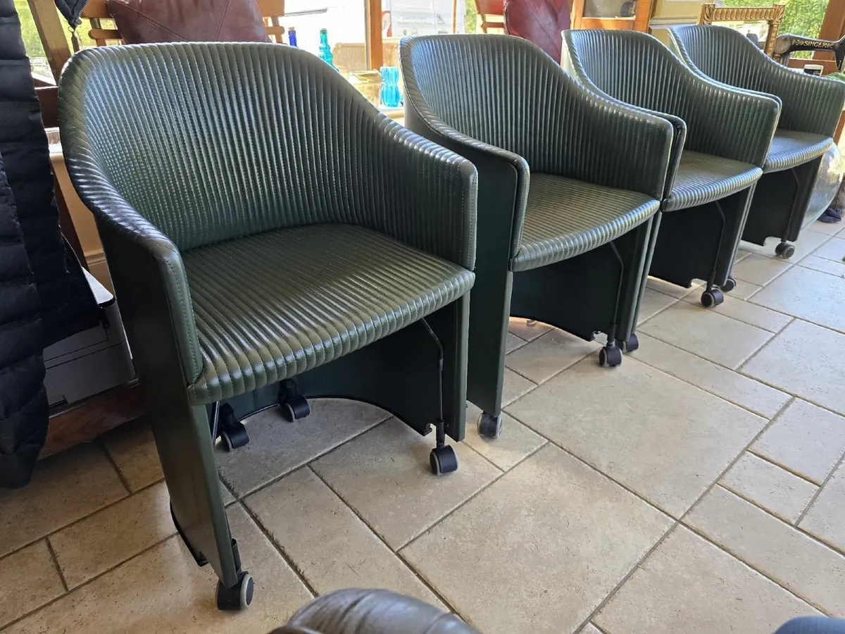 4 rare Italian artona chairs, model 8552 - Image 4