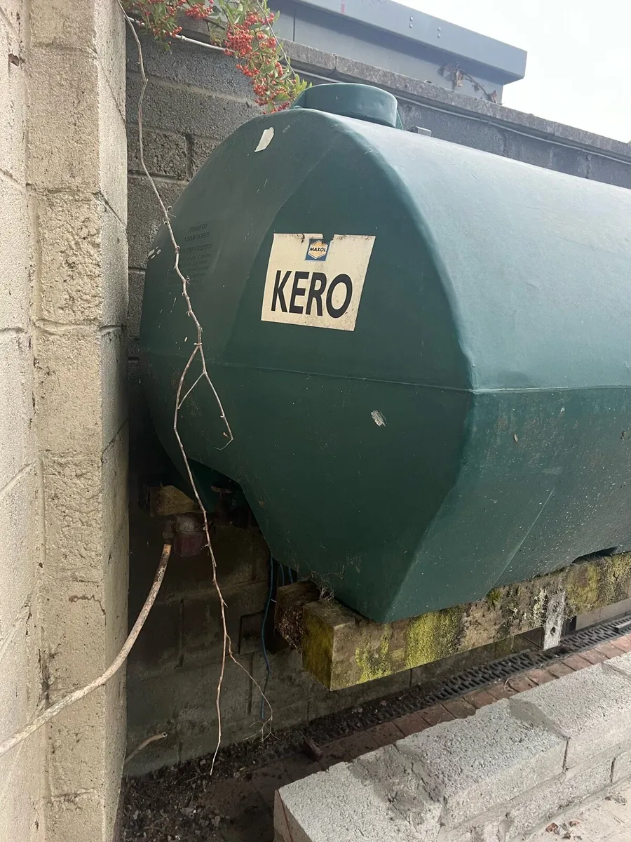 Oil tank - Image 2