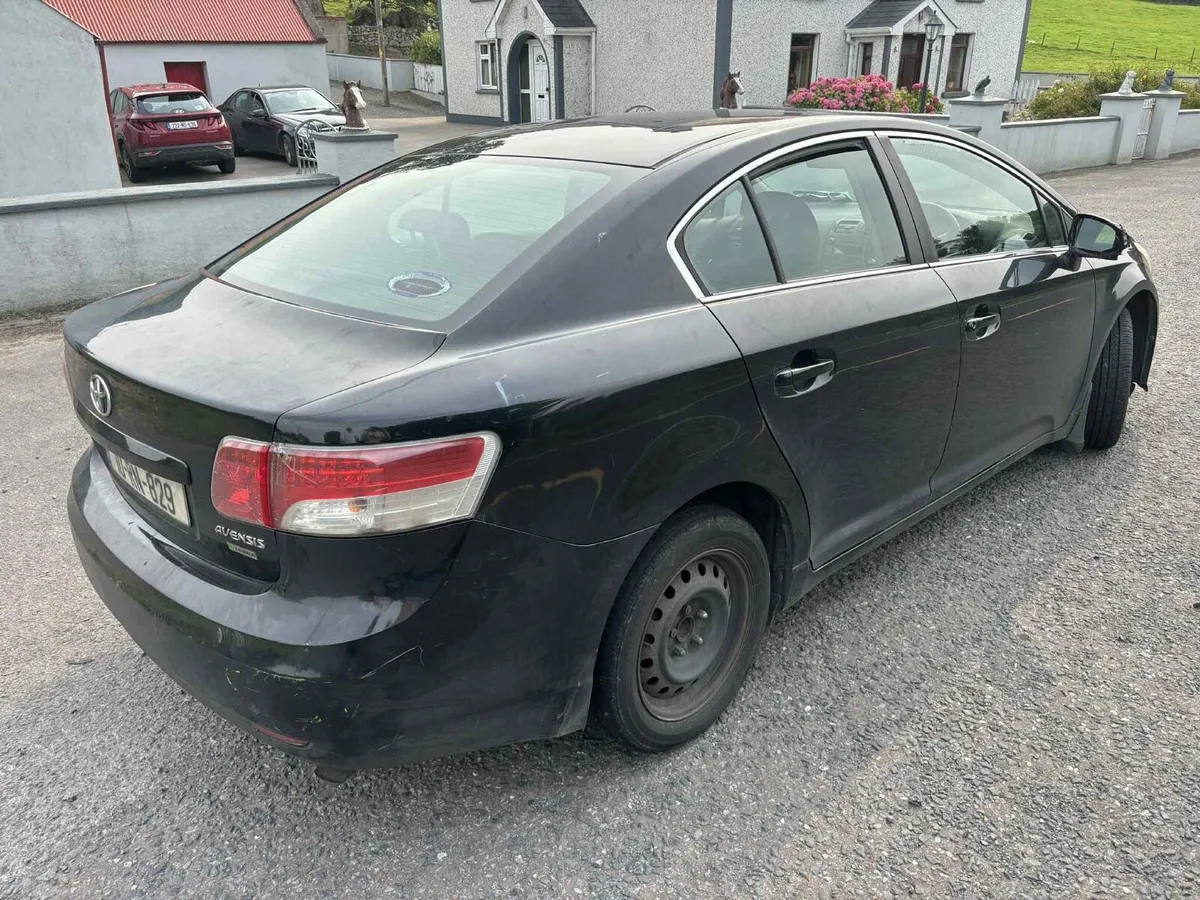 2010 Toyota Avensis , Diesel - Image 3