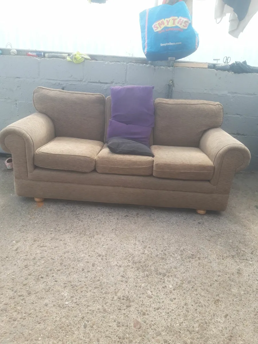 3 piece + 2seater + armchair FREE NEAR LISSARDA - Image 1