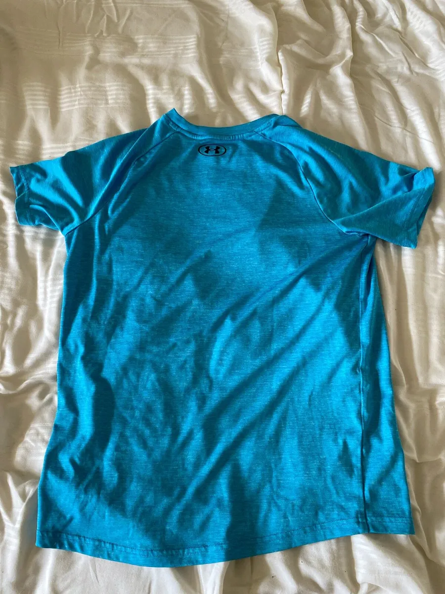 Under armour t shirt - Image 3