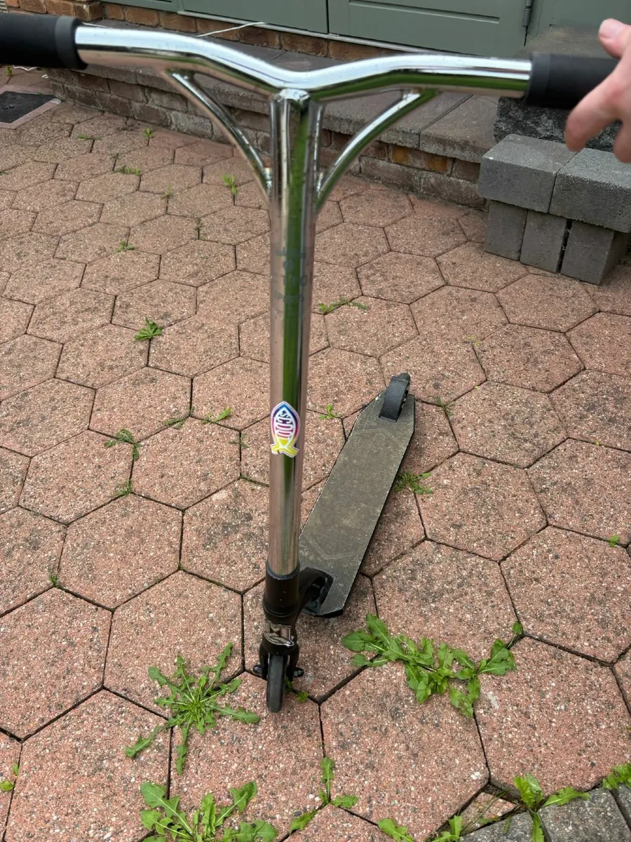 Stunt Scooter - Image 1