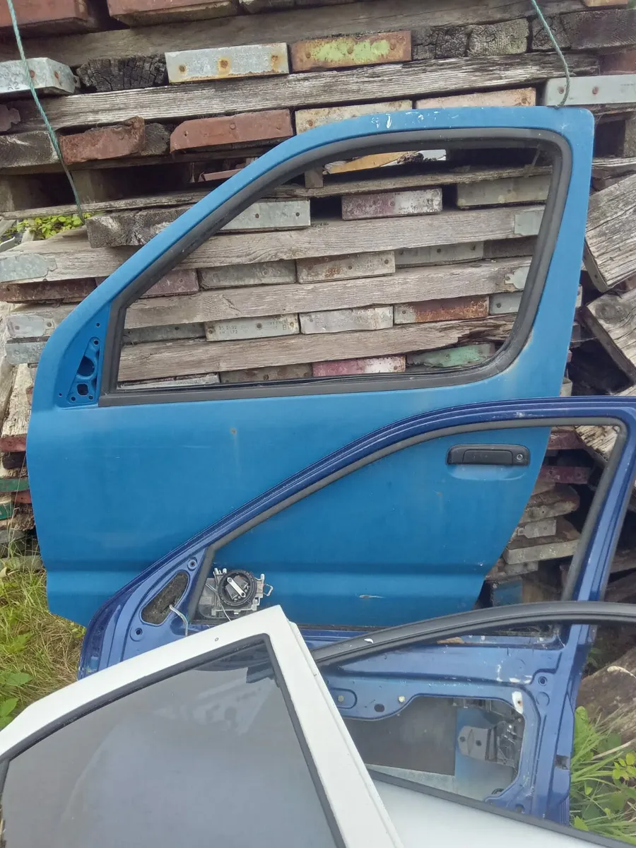 Car doors and other car parts for sale - Image 2