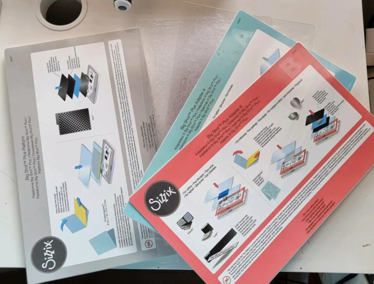Sizzix BIG Shot Plus Die cutting Machine - Image 2