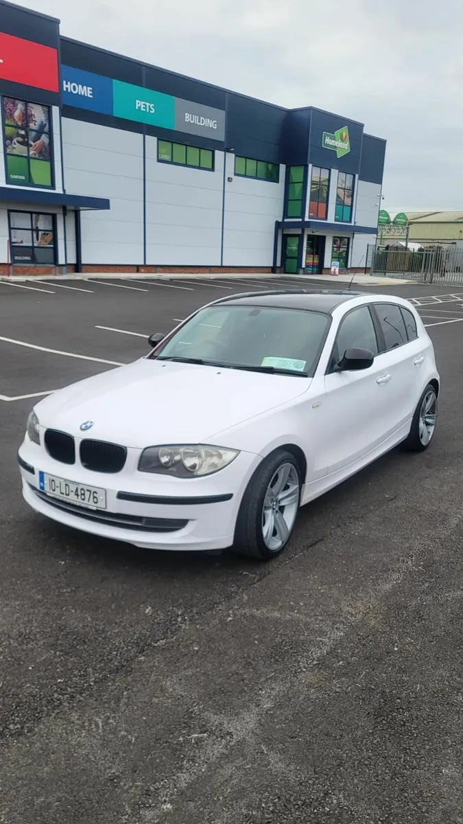 BMW 1-Series 2010 - Image 1