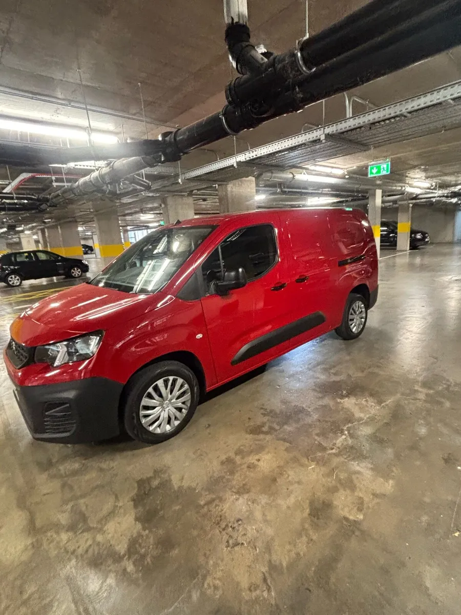 Peugeot partner automatic - Image 4