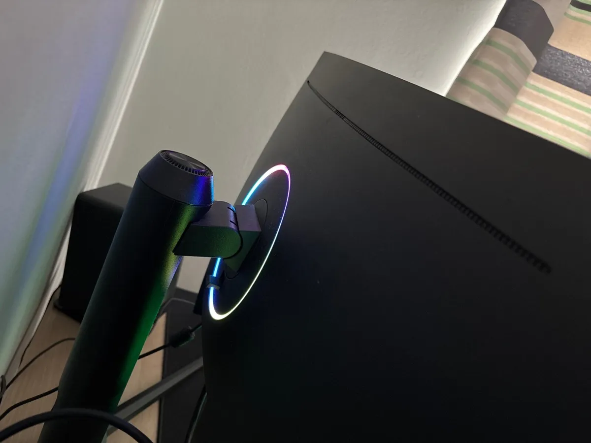 MSI Gaming Monitor Curved/keyboard with mouse - Image 2