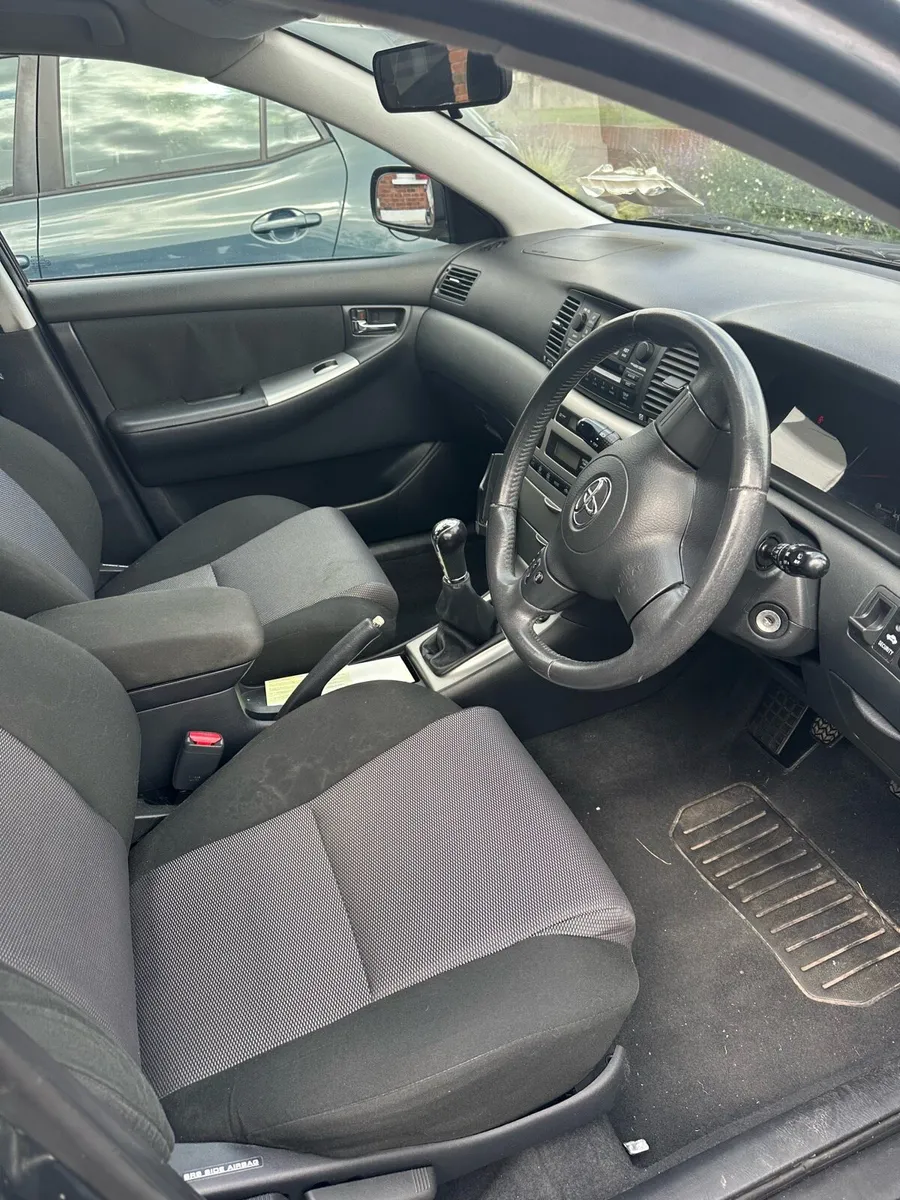Toyota Corolla - Image 3