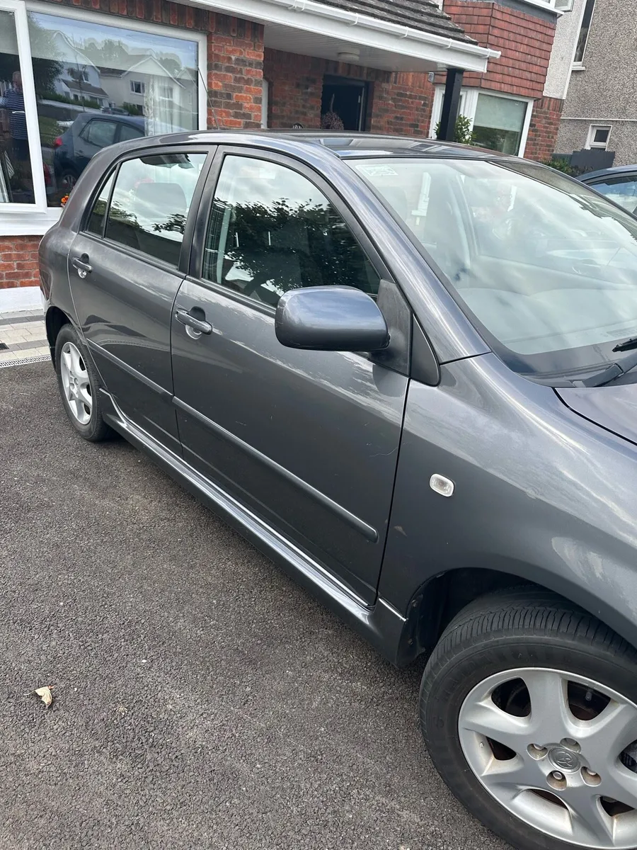 Toyota Corolla - Image 4