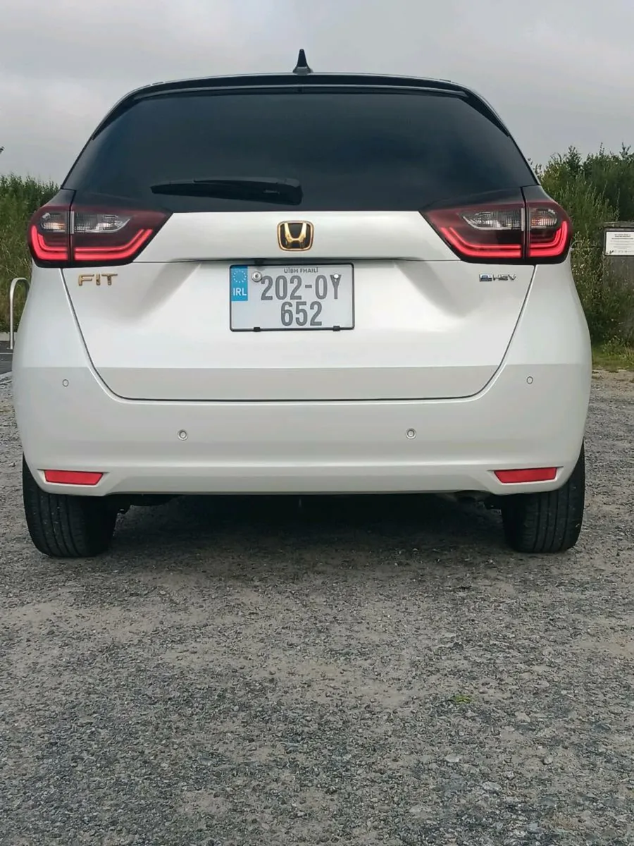 2020 Honda fit 1.5L Hybrid - Image 4