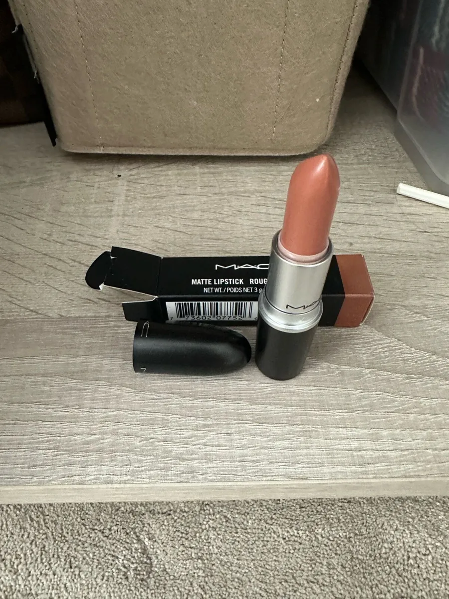 Lipstick