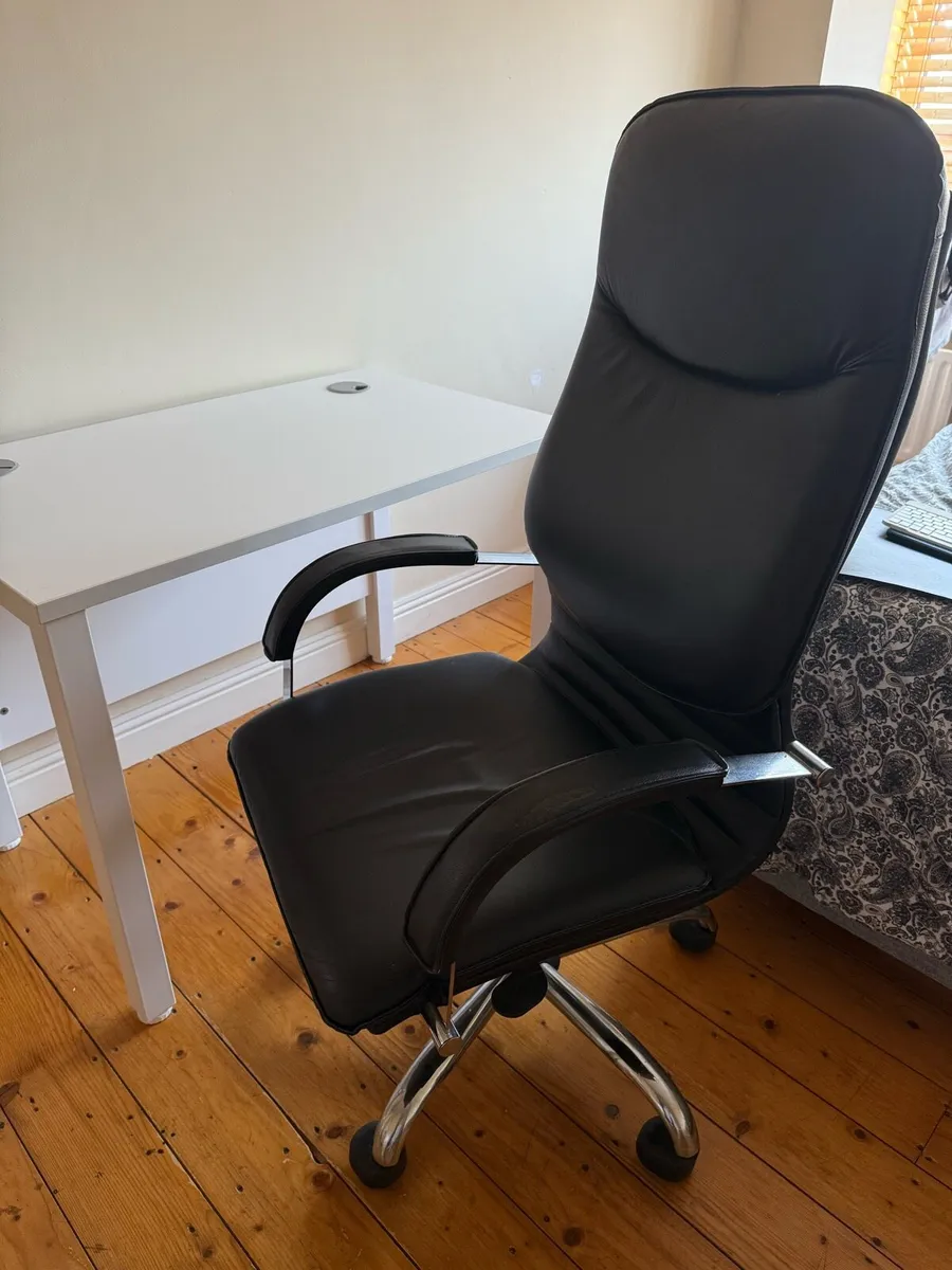 Office Chair - Image 1