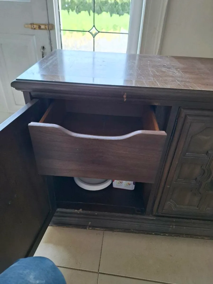 Decorative sideboard - Image 4