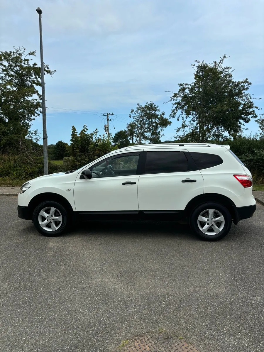 2013 Nissan Qashqai+2 7 seater - Image 2