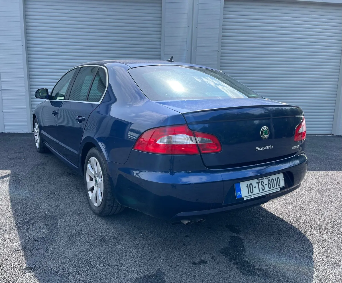 SKODA SUPERB 1.9 GREENLINE 5DR TDI - Image 3