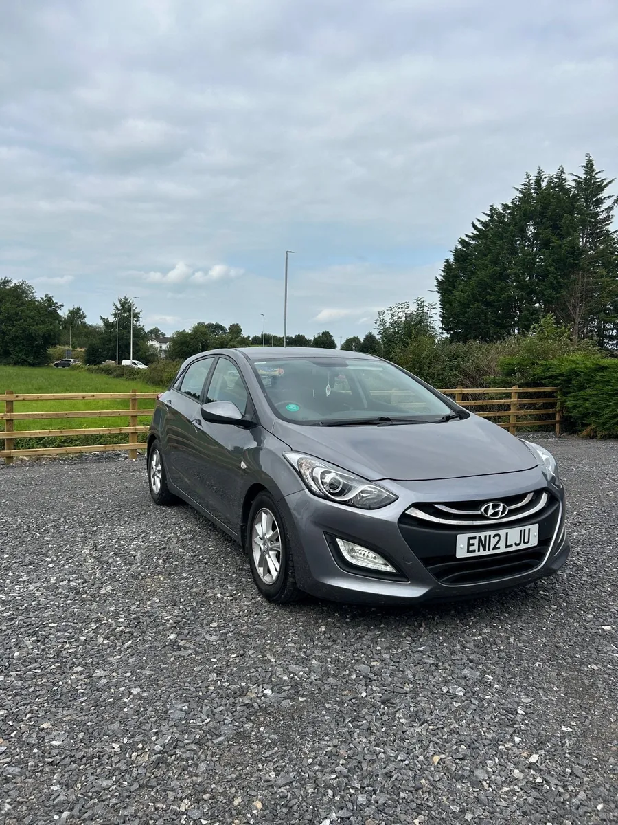 Hyundai i30 2012 - Image 2